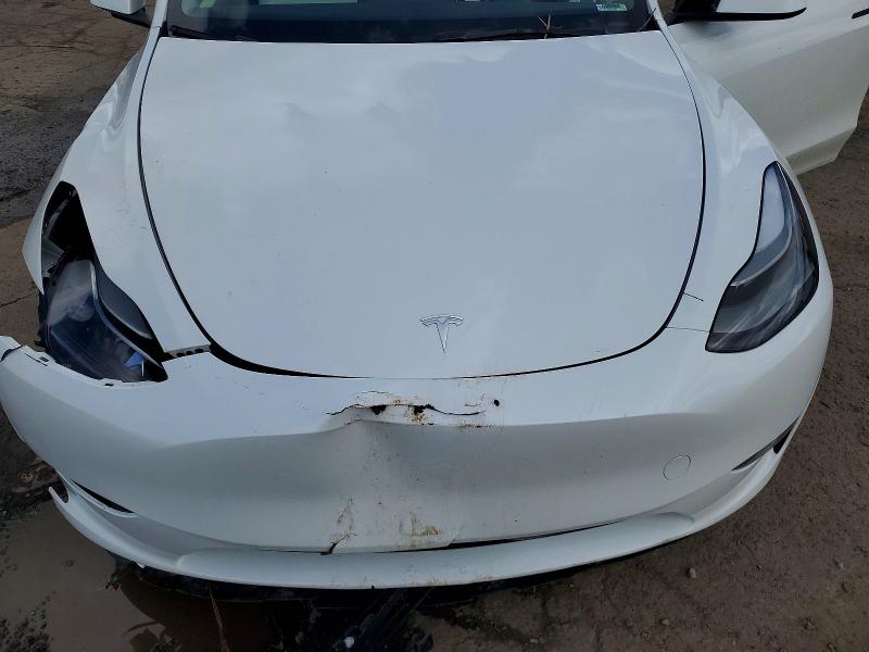 2023 Tesla Model Y მანქანა იყიდება აუქციონზე, vin: 7SAYGDEF4PF830224, აუქციონის ნომერი: 45669086
