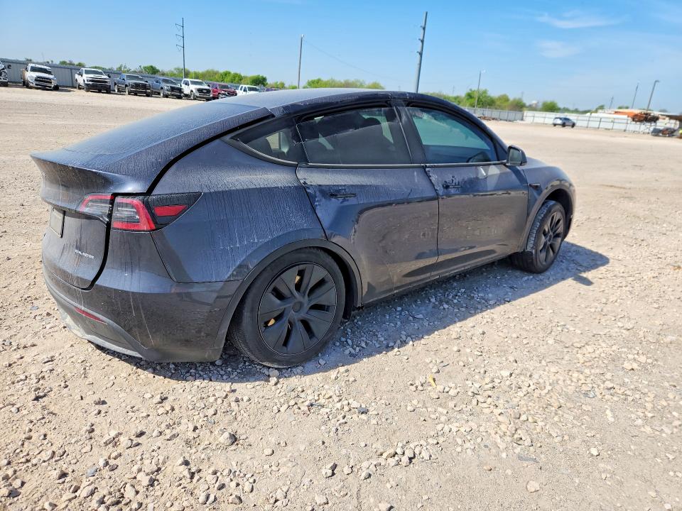 Продажа на аукционе авто 2024 Tesla Model Y, vin: 7SAYGDEE0RA305751, номер лота: 47265616