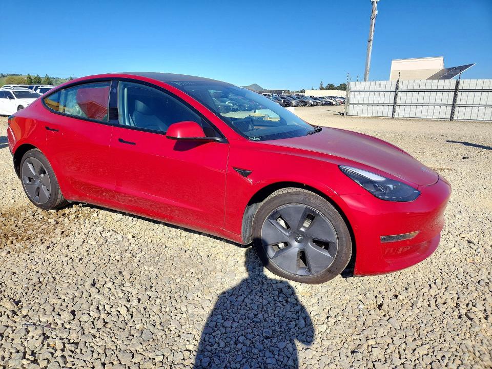 Продажа на аукционе авто 2022 Tesla Model 3, vin: 5YJ3E1EB0NF298492, номер лота: 77167365