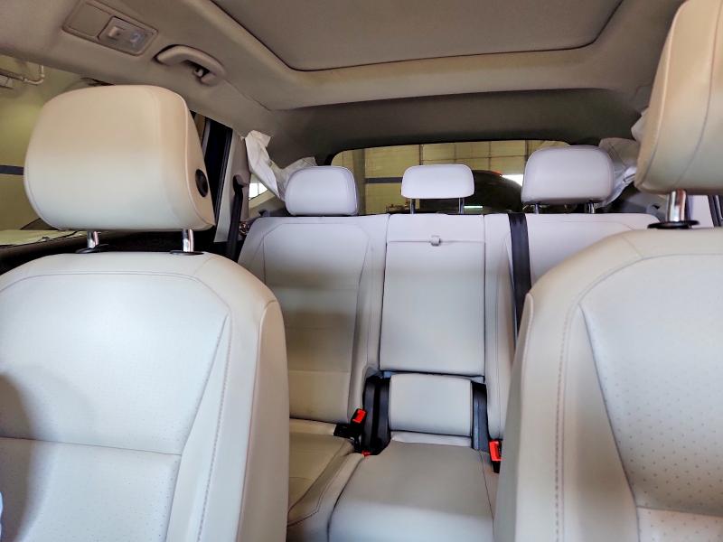 45800546 :رقم المزاد ، 3VV2B7AX5JM170085 vin ، 2018 Volkswagen Tiguan مزاد بيع