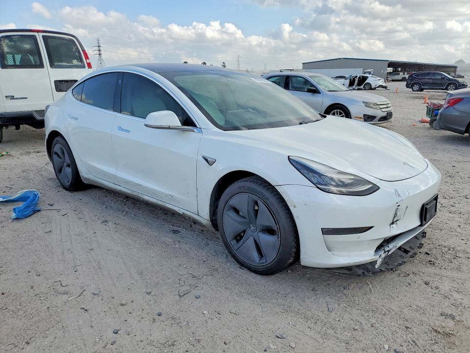 Продаж на аукціоні авто 2019 Tesla Model 3, vin: 5YJ3E1EB8KF192318, номер лоту: 79672905