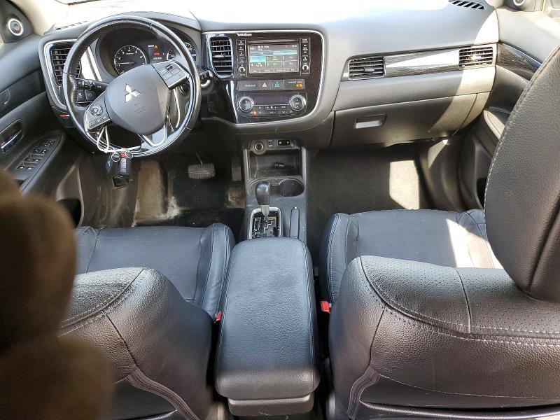 Продаж на аукціоні авто 2016 Mitsubishi Outlander, vin: JA4AZ3A38GZ033588, номер лоту: 47049426