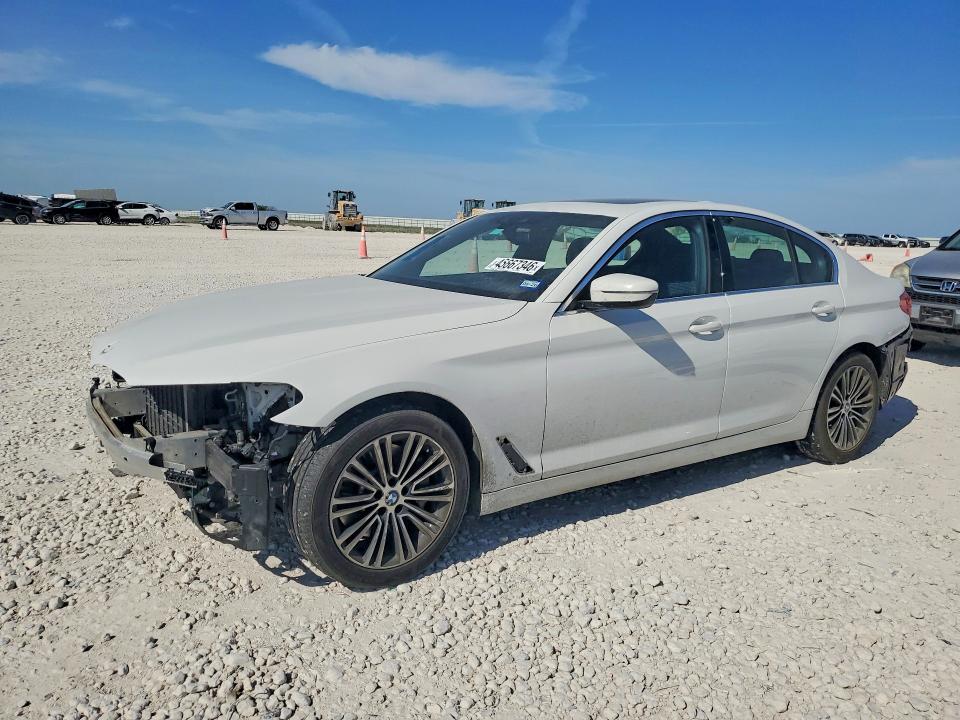 2020 Bmw 530 მანქანა იყიდება აუქციონზე, vin: WBAJR3C04LWW75517, აუქციონის ნომერი: 45667346