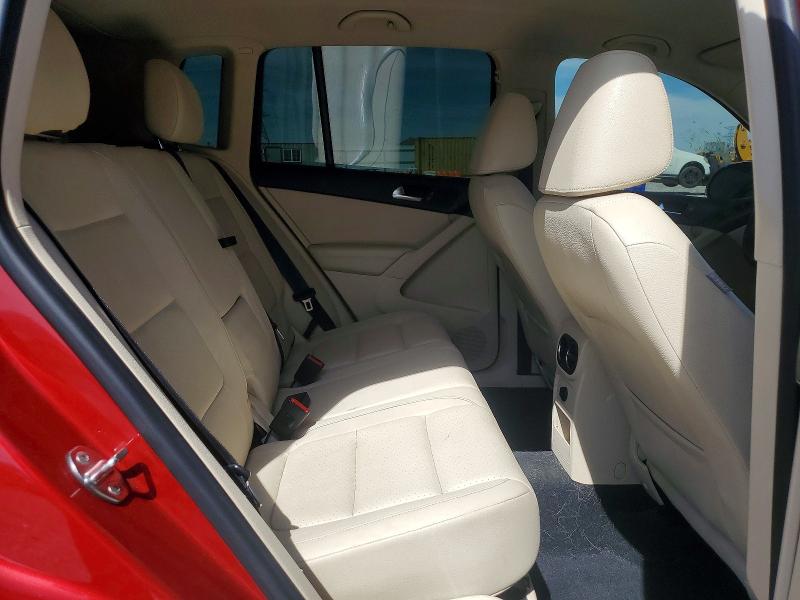 2012 Volkswagen Tiguan მანქანა იყიდება აუქციონზე, vin: WVGAV7AX7CW004571, აუქციონის ნომერი: 47572196