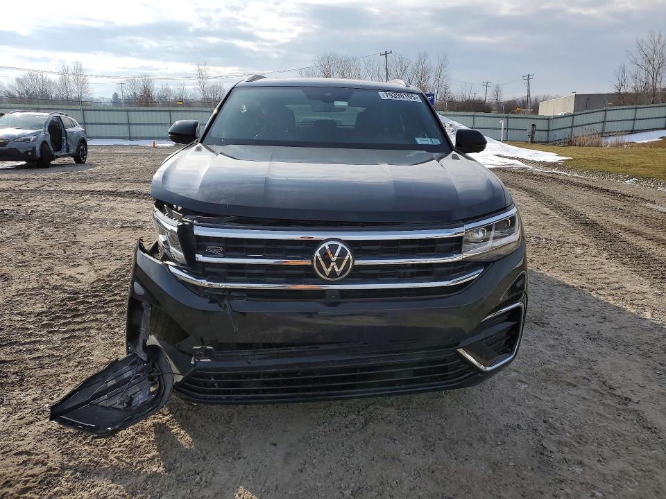 2022 Volkswagen Atlas Cross Sport მანქანა იყიდება აუქციონზე, vin: 1V2FE2CA5NC215809, აუქციონის ნომერი: 79398165