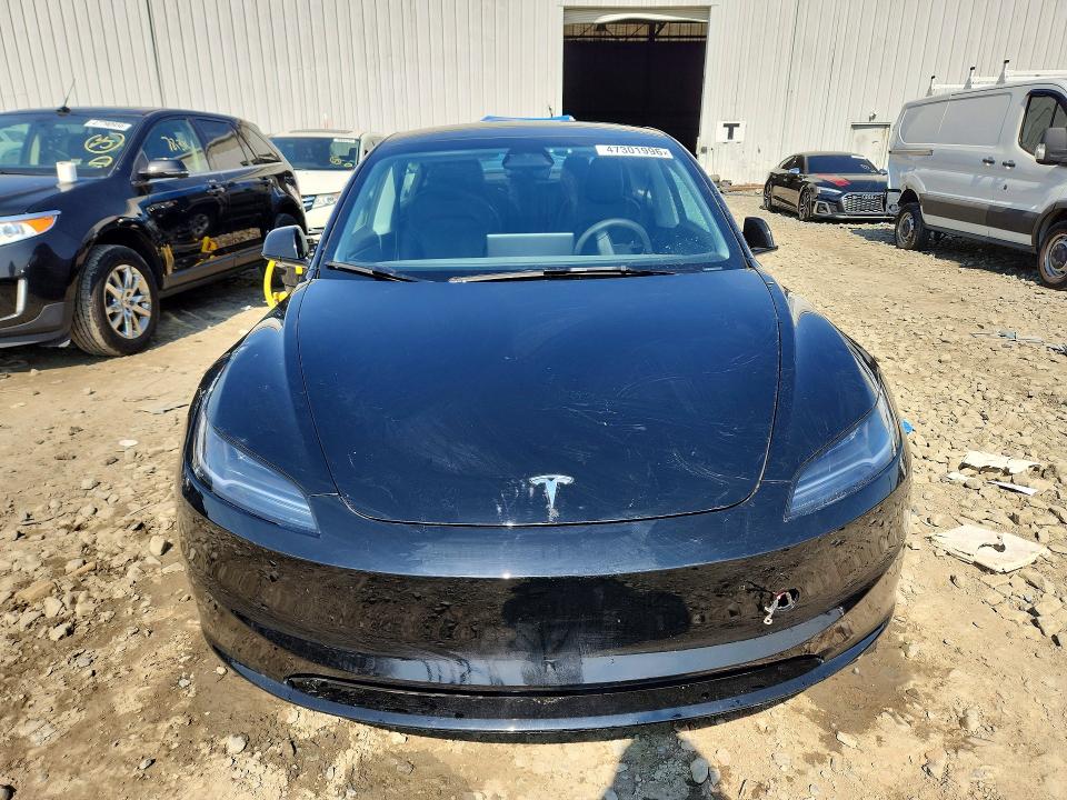 Продажа на аукционе авто 2025 Tesla Model 3, vin: 5YJ3E1EA5SF924511, номер лота: 47301996