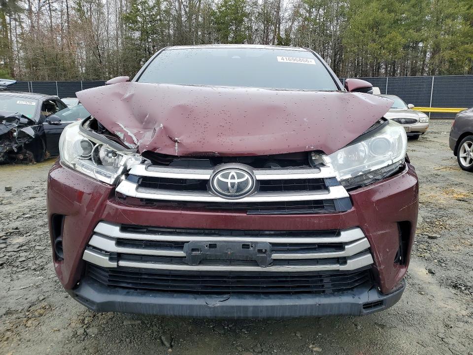 41696866 :رقم المزاد ، 5TDBZRFH6JS495447 vin ، 2018 Toyota Highlander مزاد بيع