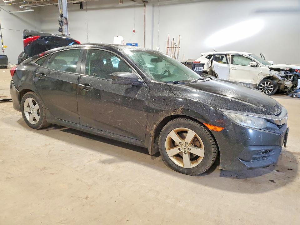 47219026 :رقم المزاد ، 2HGFC2F76GH010766 vin ، 2016 Honda Civic مزاد بيع