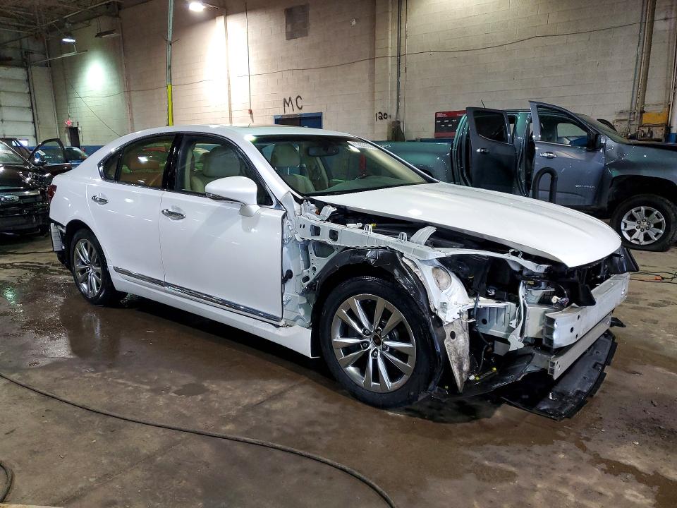 41733306 :رقم المزاد ، JTHCL5EF6G5026869 vin ، 2016 Lexus Ls 460 مزاد بيع