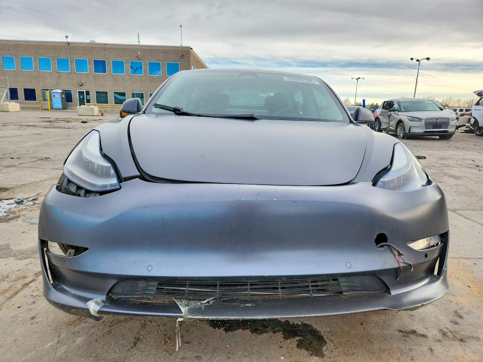 Продажа на аукционе авто 2021 Tesla Model 3, vin: 5YJ3E1EC4MF990956, номер лота: 45529106