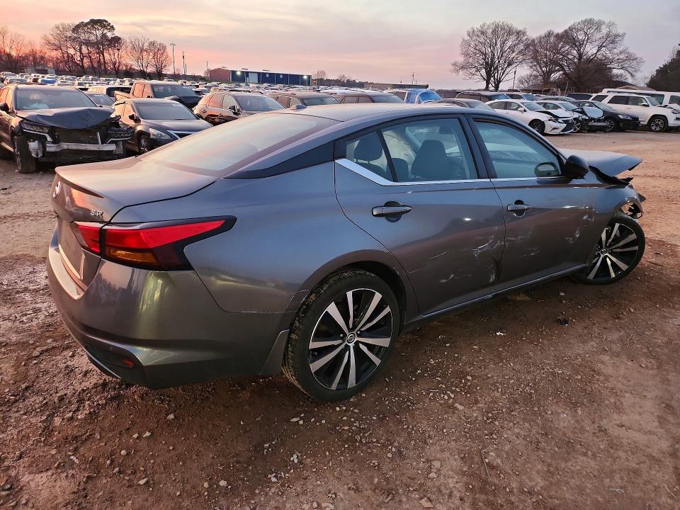 Продажа на аукционе авто 2021 Nissan Altima, vin: 1N4BL4CV4MN382529, номер лота: 79012495