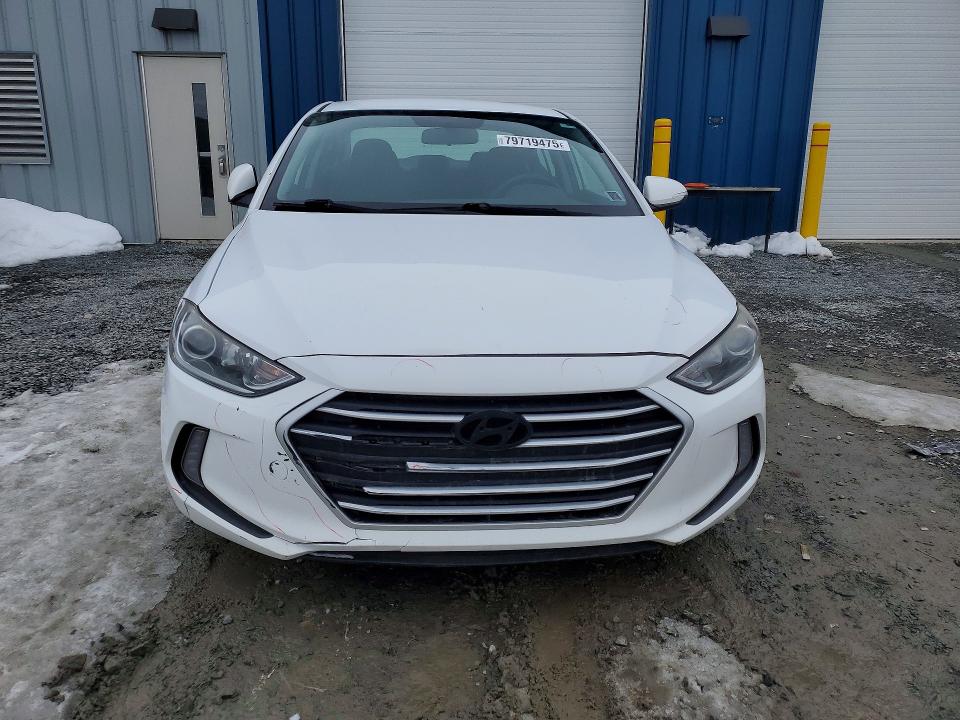79719475 :رقم المزاد ، KMHD84LF7HU426172 vin ، 2017 Hyundai Elantra Gl 4dr مزاد بيع