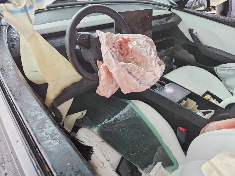 79833145 :رقم المزاد ، 5YJ3E1EA3RF867882 vin ، 2024 Tesla Model 3 مزاد بيع