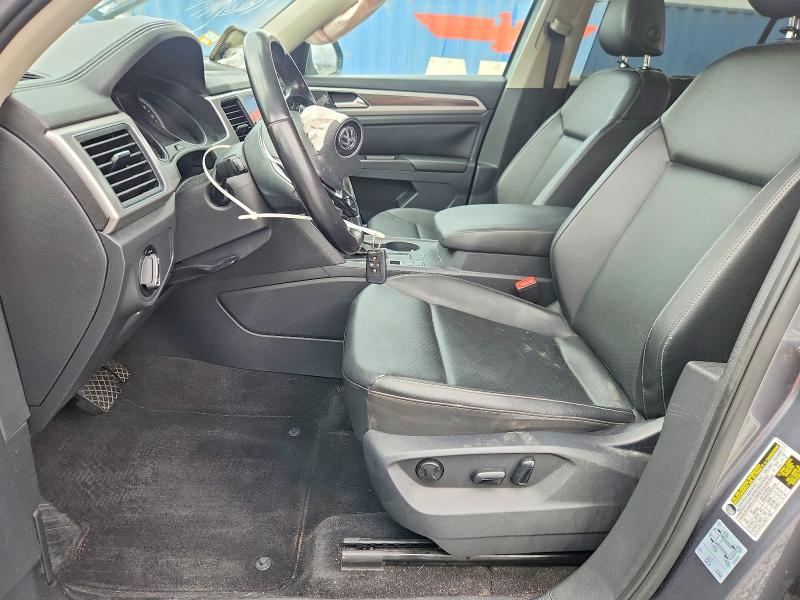 2018 Volkswagen Atlas მანქანა იყიდება აუქციონზე, vin: 1V2DR2CA1JC561071, აუქციონის ნომერი: 45779096