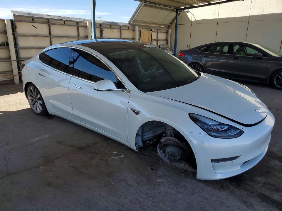 2019 Tesla Model 3 მანქანა იყიდება აუქციონზე, vin: 5YJ3E1EB5KF512341, აუქციონის ნომერი: 46705276