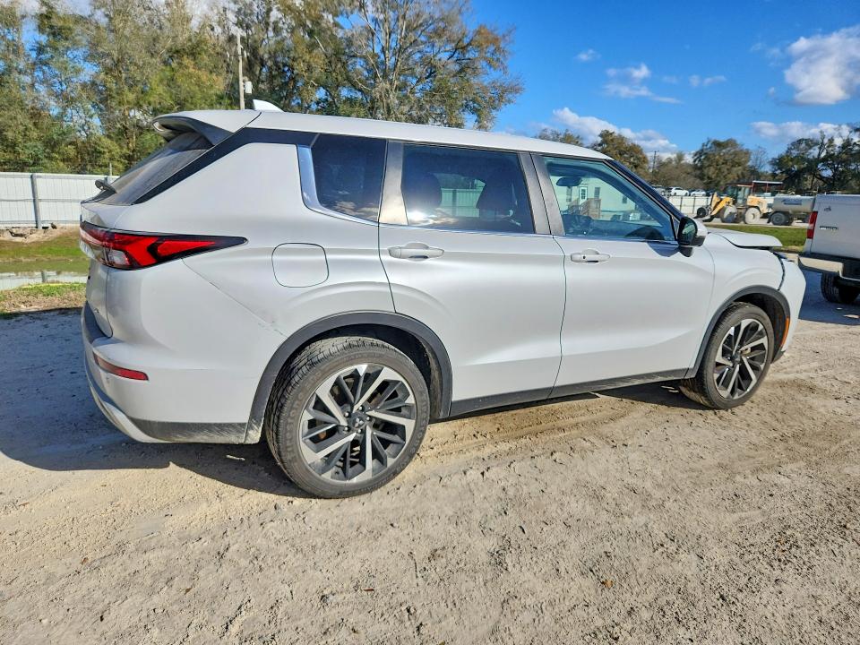Продаж на аукціоні авто 2023 Mitsubishi Outlander, vin: JA4J3UA83PZ025434, номер лоту: 79901215