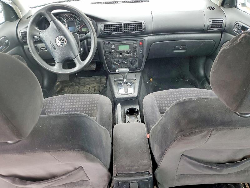 2002 Volkswagen Passat მანქანა იყიდება აუქციონზე, vin: WVWPD63B02P181971, აუქციონის ნომერი: 46006156