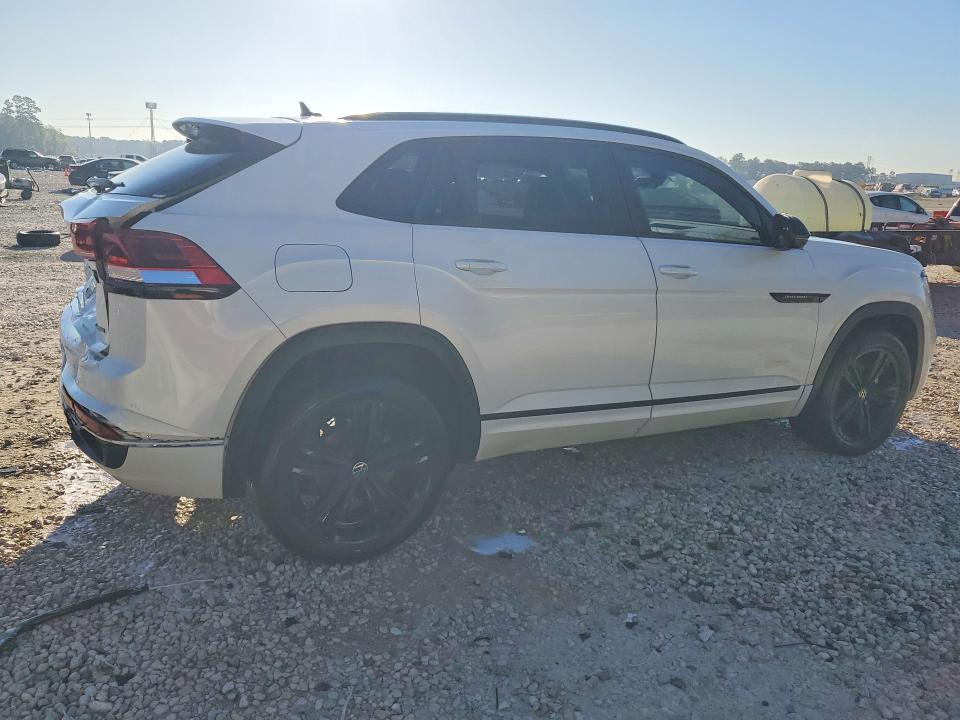 42059046 :رقم المزاد ، 1V2SC2CA3PC214326 vin ، 2023 Volkswagen Atlas Cross Sport مزاد بيع
