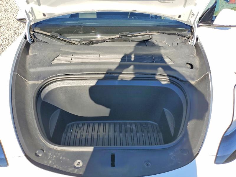 2025 Tesla Model Y მანქანა იყიდება აუქციონზე, vin: 7SAYGDED1SF274073, აუქციონის ნომერი: 41622796