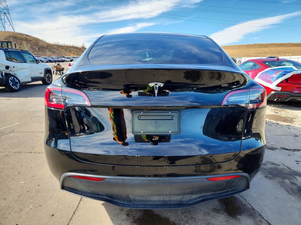 79742285 :رقم المزاد ، 7SAYGDED4RF051939 vin ، 2024 Tesla Model Y مزاد بيع