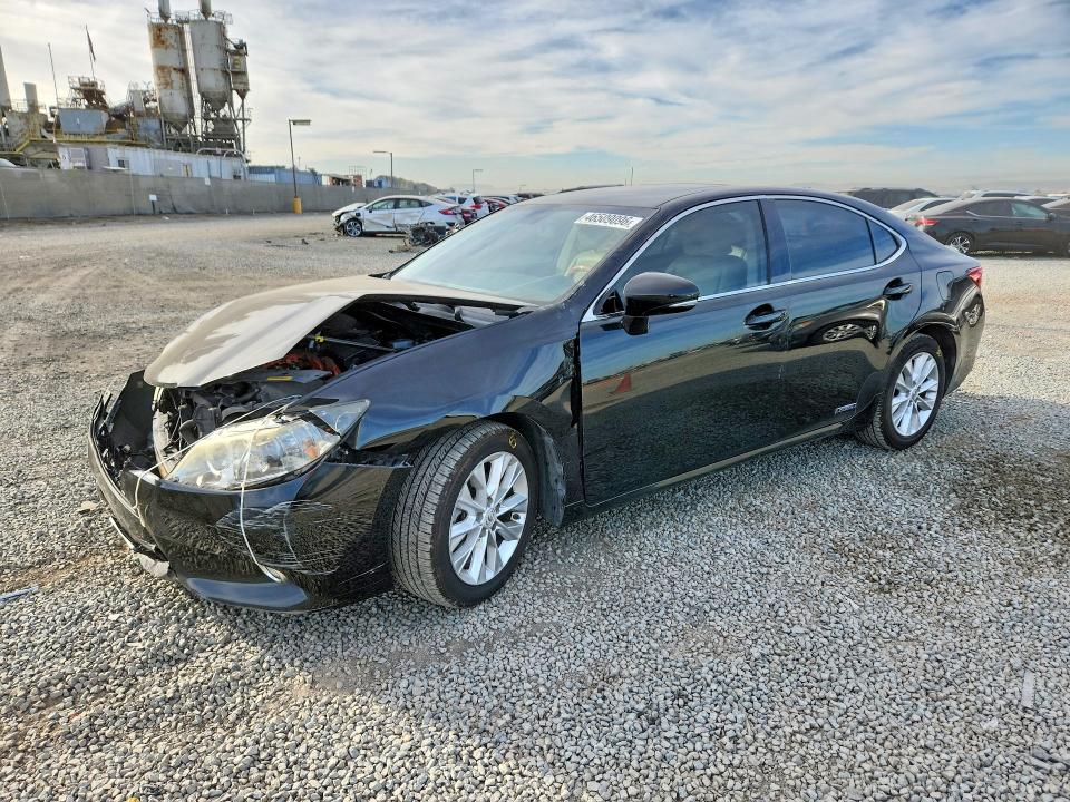 46509096 :رقم المزاد ، JTHBW1GG3F2077084 vin ، 2015 Lexus Es 300h مزاد بيع