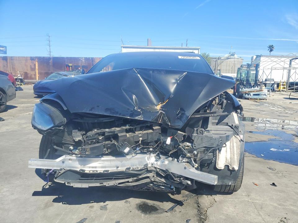 79569585 :رقم المزاد ، 7SAXCBE69RF437446 vin ، 2024 Tesla Model X مزاد بيع