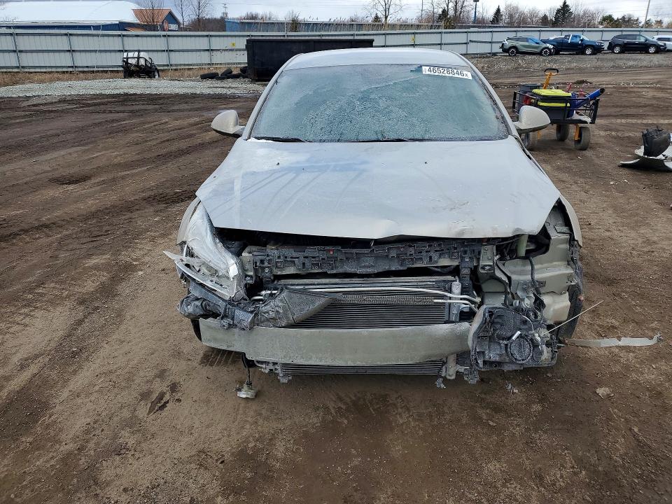46528846 :رقم المزاد ، W04GN5EC7B1099536 vin ، 2011 Buick Regal مزاد بيع