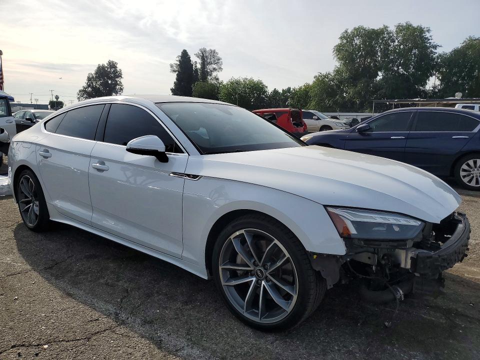 Продаж на аукціоні авто 2022 Audi A5, vin: WAUFACF52NA017974, номер лоту: 47932596