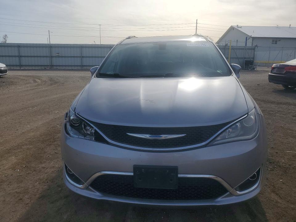 46342116 :رقم المزاد ، 2C4RC1BG0JR119737 vin ، 2018 Chrysler Pacifica مزاد بيع