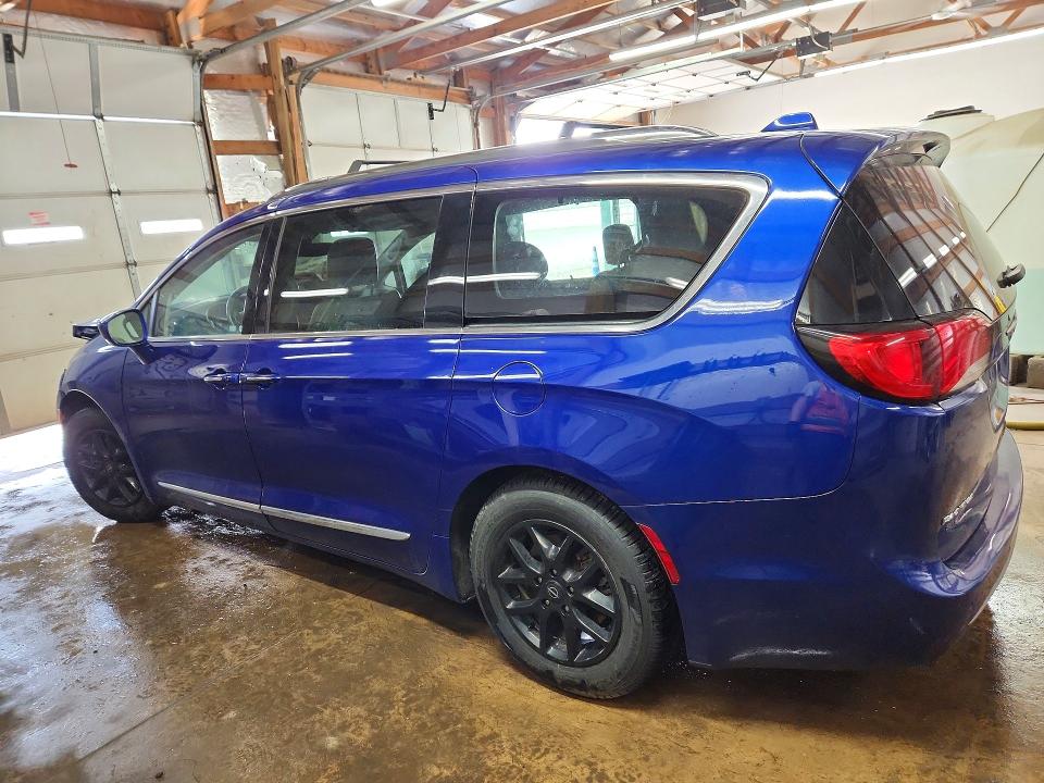 2020 Chrysler Pacifica მანქანა იყიდება აუქციონზე, vin: 2C4RC1BG3LR285687, აუქციონის ნომერი: 48311316