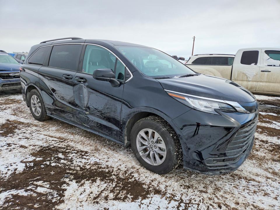 2022 Toyota Sienna Le Hybrid მანქანა იყიდება აუქციონზე, vin: 5TDGRKEC4NS103526, აუქციონის ნომერი: 41989076