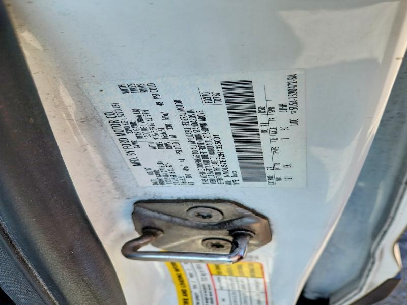 2017 Ford Transit Connect მანქანა იყიდება აუქციონზე, vin: NM0LS7E72H1325001, აუქციონის ნომერი: 47049286