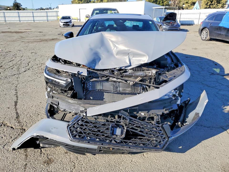 Продажа на аукционе авто 2025 Honda Accord, vin: 1HGCY2F78SA012630, номер лота: 45829106