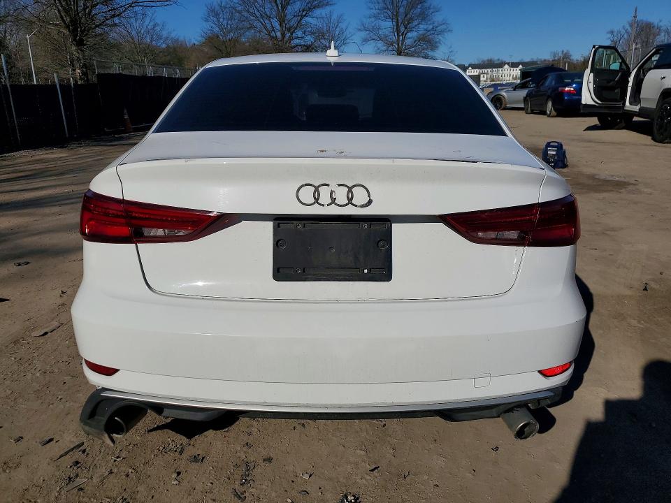 Aukcja sprzedaży 2018 Audi A3, vin: WAUB8GFF4J1041231, numer aukcji: 45562926
