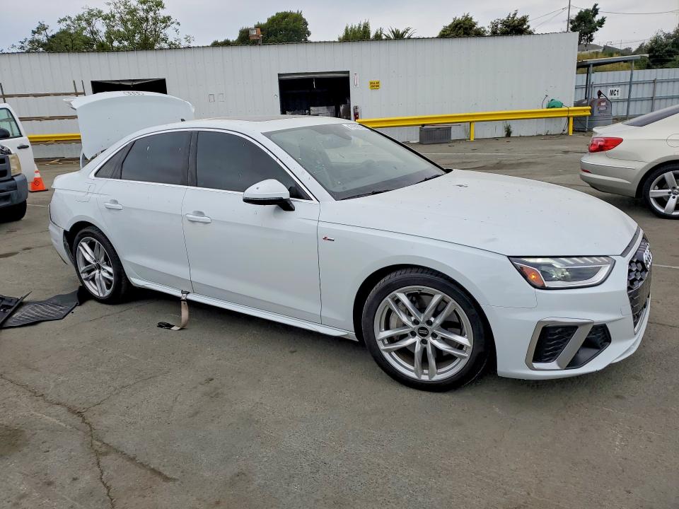 Продаж на аукціоні авто 2022 Audi A4, vin: WAUEAAF46NN014107, номер лоту: 47059846