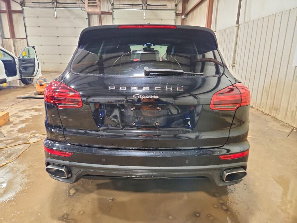 Продаж на аукціоні авто 2016 Porsche Cayenne, vin: WP1AA2A22GKA11771, номер лоту: 79938585