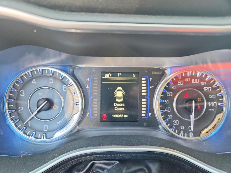 2015 Chrysler 200 მანქანა იყიდება აუქციონზე, vin: 1C3CCCAG9FN760462, აუქციონის ნომერი: 46701266