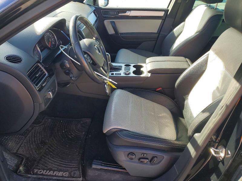 Продажа на аукционе авто 2017 Volkswagen Touareg, vin: WVGRF7BP9HD003651, номер лота: 46289906