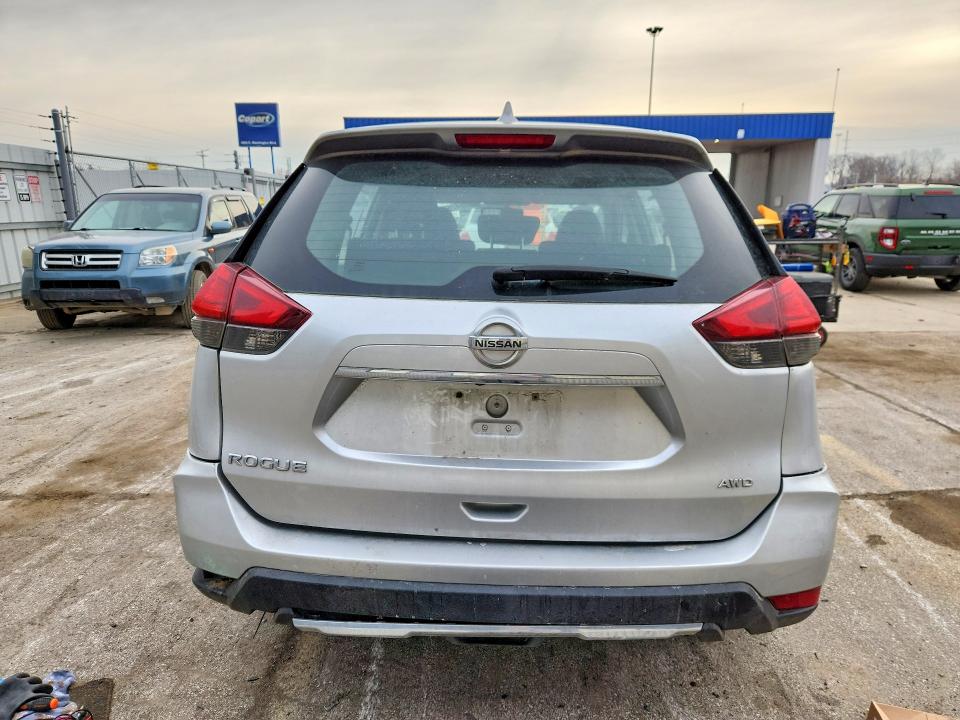Продажа на аукционе авто 2017 Nissan Rogue, vin: JN8AT2MV7HW254606, номер лота: 46647666