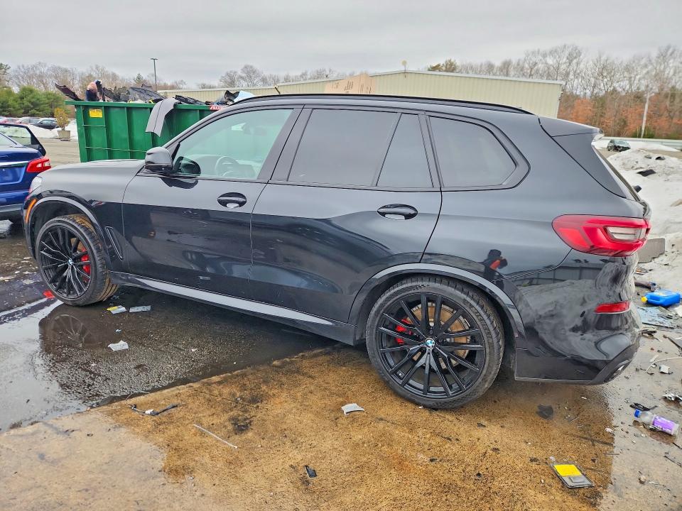 45777546 :رقم المزاد ، 5UXCR6C01M9H71944 vin ، 2021 Bmw X5 مزاد بيع