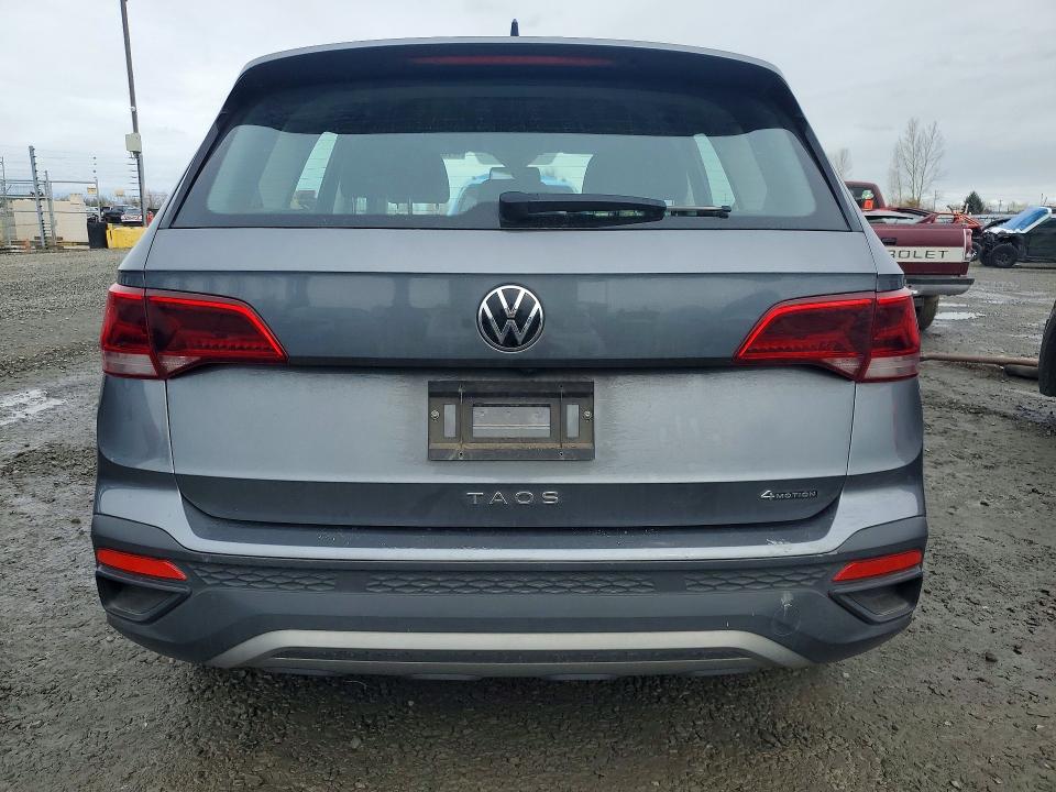 41661586 :رقم المزاد ، 3VVMX7B22NM065054 vin ، 2022 Volkswagen Taos مزاد بيع