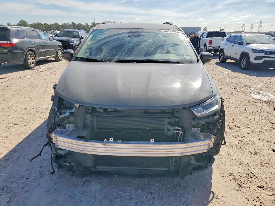 46021966 :رقم المزاد ، 2C4RC1BG8NR162390 vin ، 2022 Chrysler Pacifica مزاد بيع