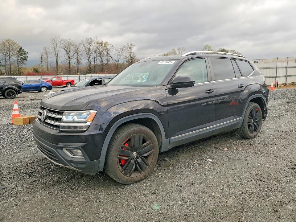 45770016 :رقم المزاد ، 1V2ER2CA6JC537871 vin ، 2018 Volkswagen Atlas مزاد بيع
