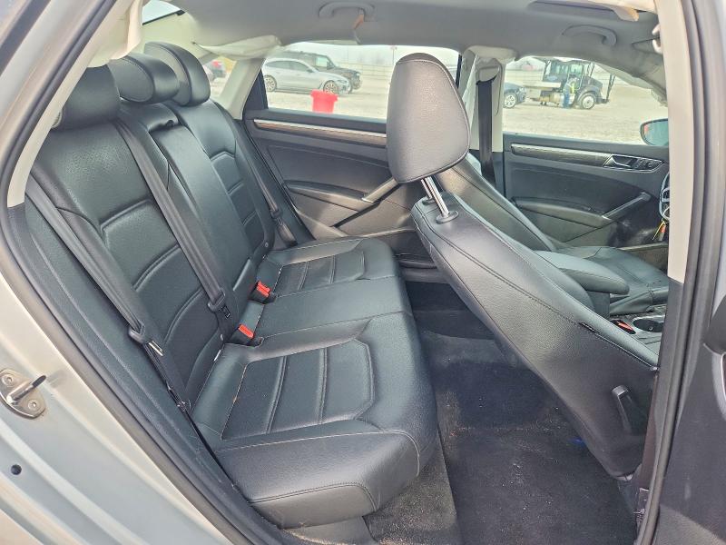 Продаж на аукціоні авто 2017 Volkswagen Passat, vin: 1VWBT7A35HC036405, номер лоту: 46703276