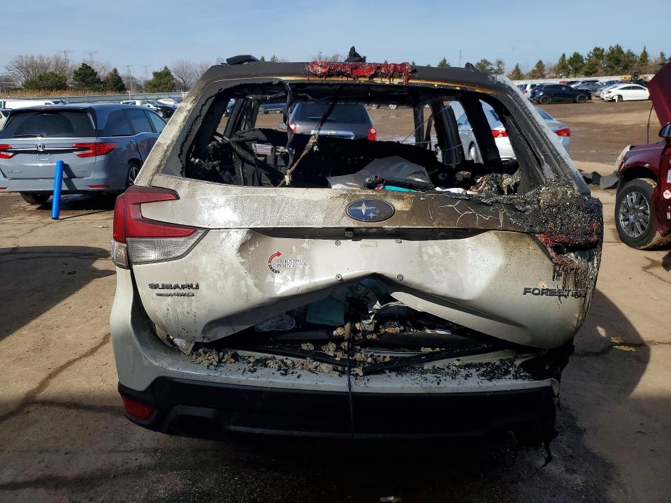2020 Subaru Forester მანქანა იყიდება აუქციონზე, vin: JF2SKADC3LH518558, აუქციონის ნომერი: 47016956