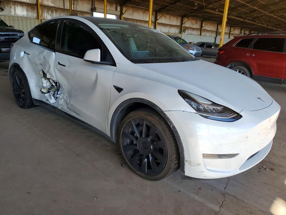Продажа на аукционе авто 2021 Tesla Model Y, vin: 5YJYGDEE5MF097598, номер лота: 47022896