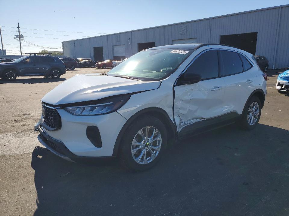 2023 Ford Escape მანქანა იყიდება აუქციონზე, vin: 1FMCU0GN8PUA97756, აუქციონის ნომერი: 46473926