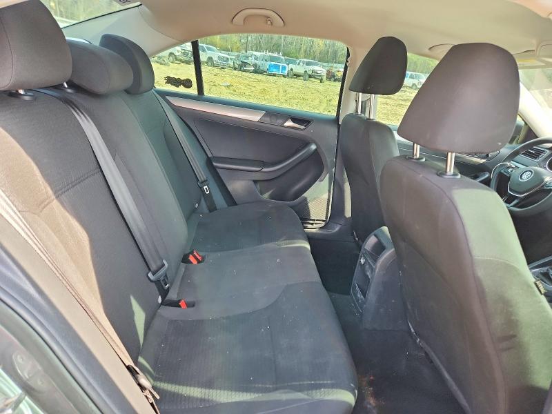 42045556 :رقم المزاد ، 3VWD17AJ9FM275089 vin ، 2015 Volkswagen Jetta مزاد بيع