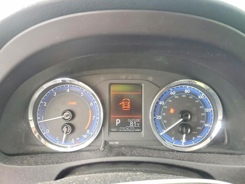 Продажа на аукционе авто 2018 Toyota Corolla, vin: 5YFBURHE1JP795939, номер лота: 48117296