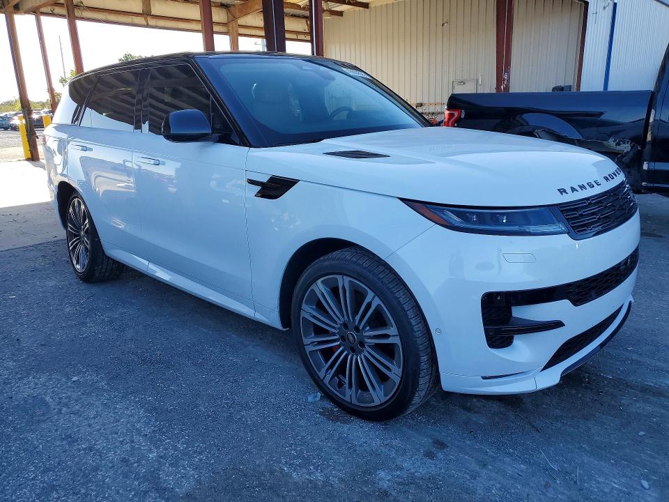 2024 Land Rover Range Rover Sport მანქანა იყიდება აუქციონზე, vin: SAL1L9FU2RA178650, აუქციონის ნომერი: 46884326